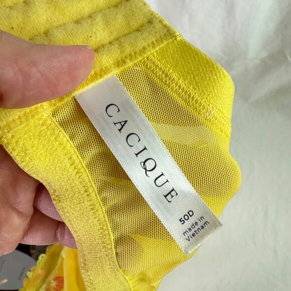 Cacique Women's 50D Unlined Balconette Strawberries Lace Embroidered Bra - Picture 3 of 12